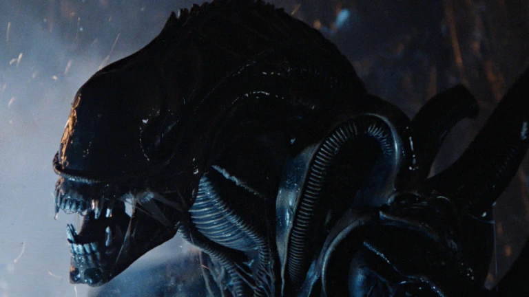 Alien: Earth dévoile une nouvelle affiche terrifiante sur FX